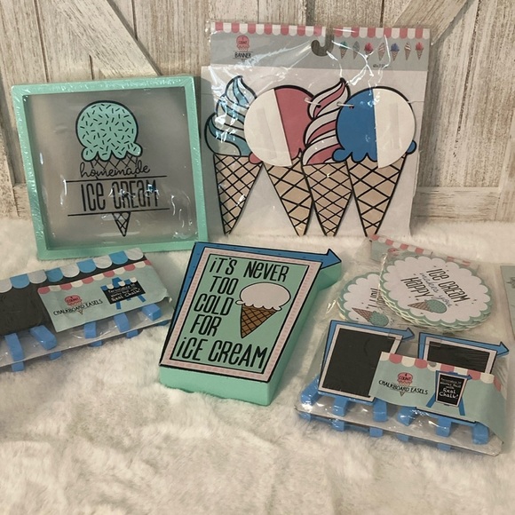 Target 2019 BP Ice Cream Party Decor - Picture 1 of 16